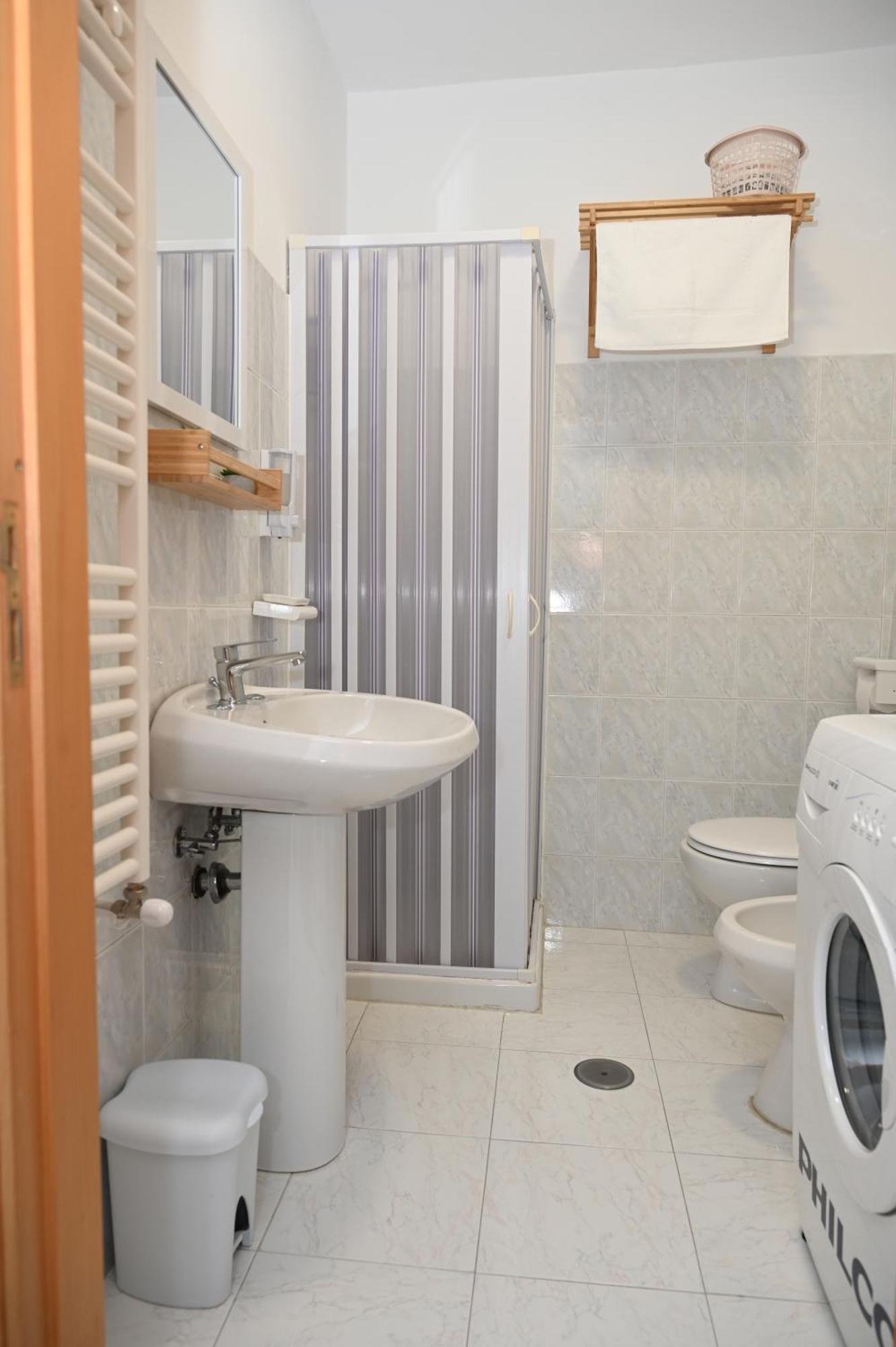 Karlin'S House Anzi - Albergo Diffuso Экстерьер фото